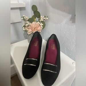 Murano Women’s Shoes.  Size 7 1/2.  Color is Black.